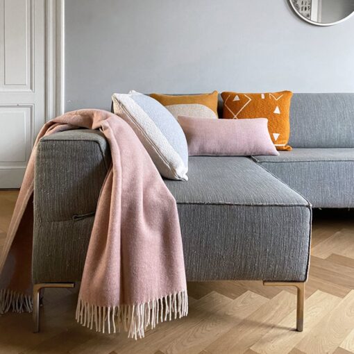 Malagoon Wool Rectangle Cushion - Misty Pink - Afbeelding 4