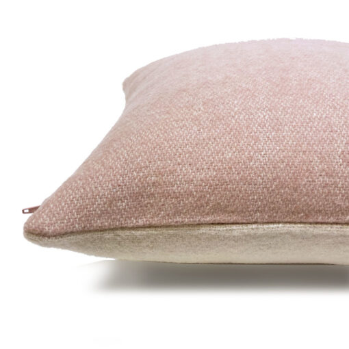 Malagoon Wool Rectangle Cushion - Misty Pink - Afbeelding 2